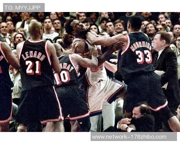 2017年勇士队与尼克斯队激战回顾：一场篮球盛宴的精彩瞬间与战术分析